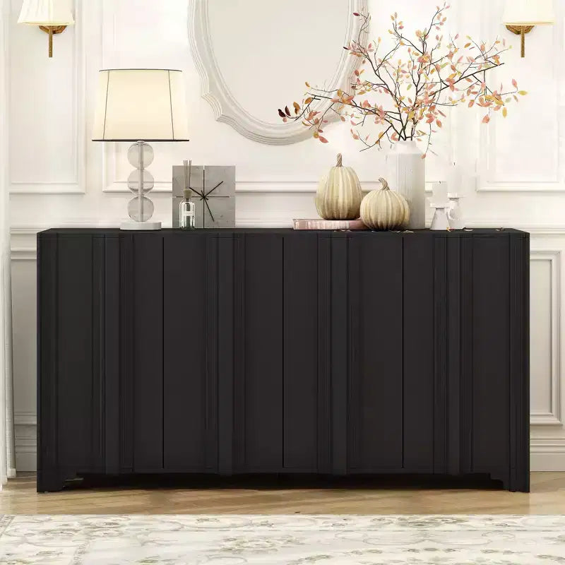Buffet moderne à 4 portes, meuble de rangement avec accents linéaires, placage de pin, pieds triangulaires, console pour salon, entrée, bureau