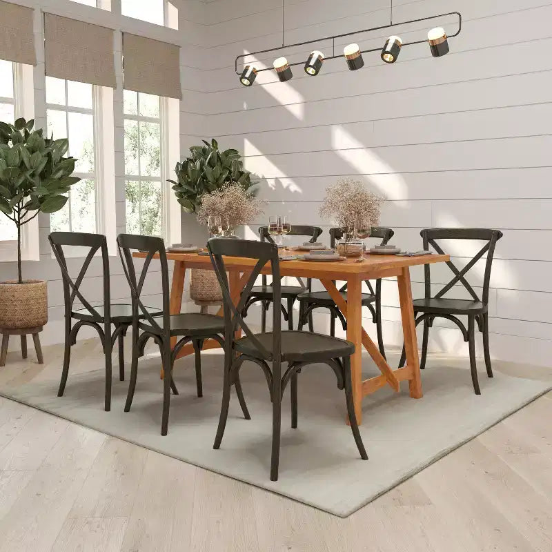 Chaise de bistrot en bois empilable à dossier croisé