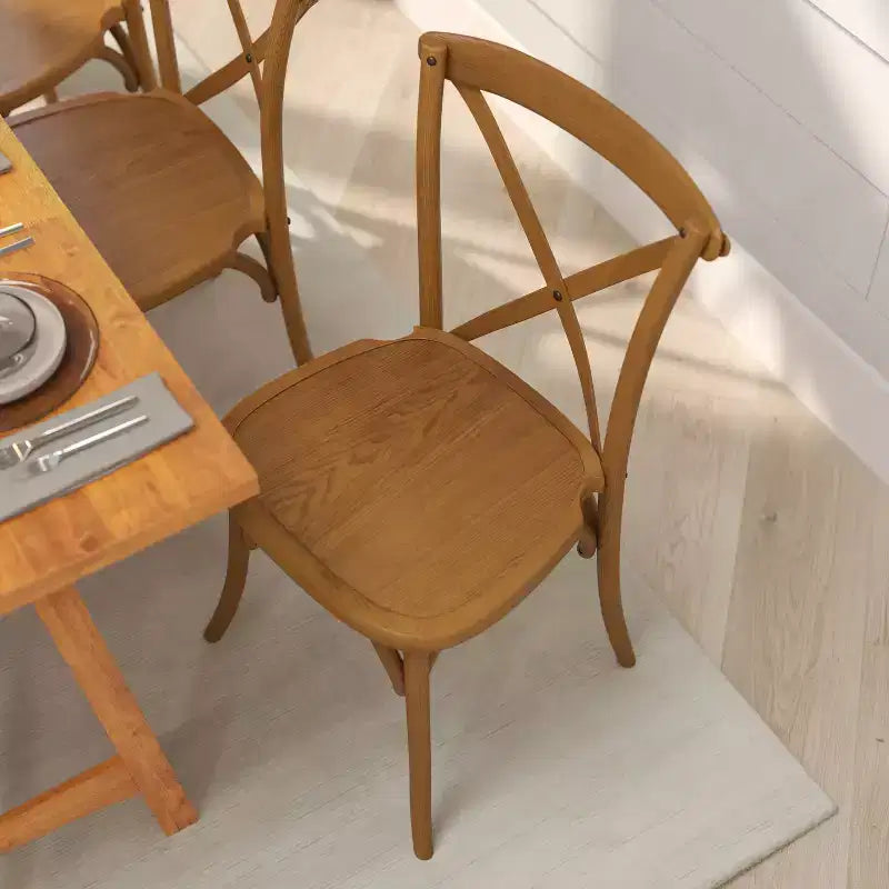 Chaise de bistrot en bois empilable à dossier croisé